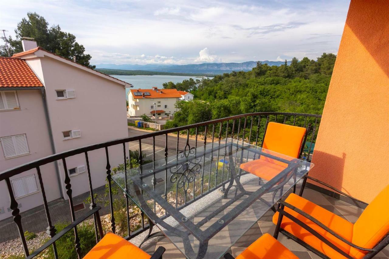 Seafront Apartment Soline With Seaview Esterno foto